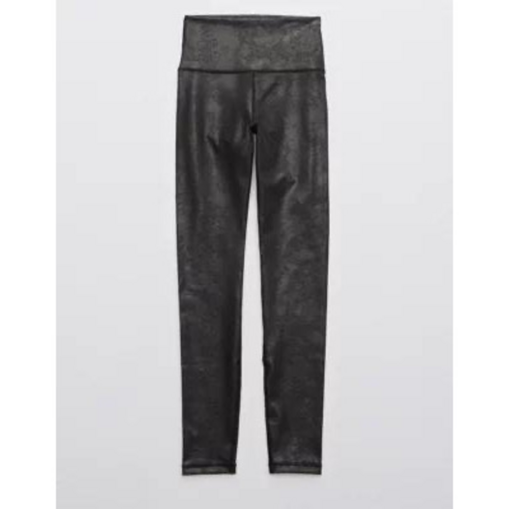 AEO OFFLINE The Hugger High Waisted Crackle Legging in Black